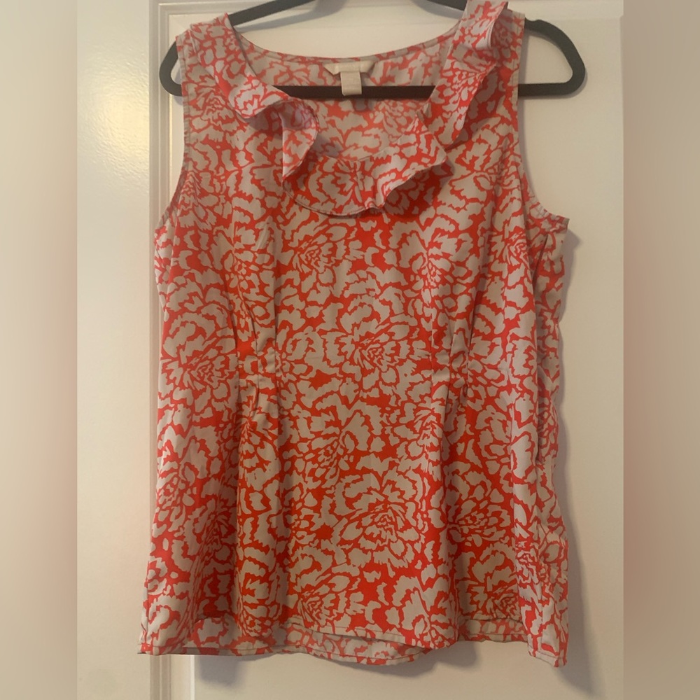 Sleeveless blouse